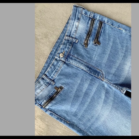 High-Rise H & M DIVIDED Skinny Stretch Blue Jeans - Picture 8 of 9